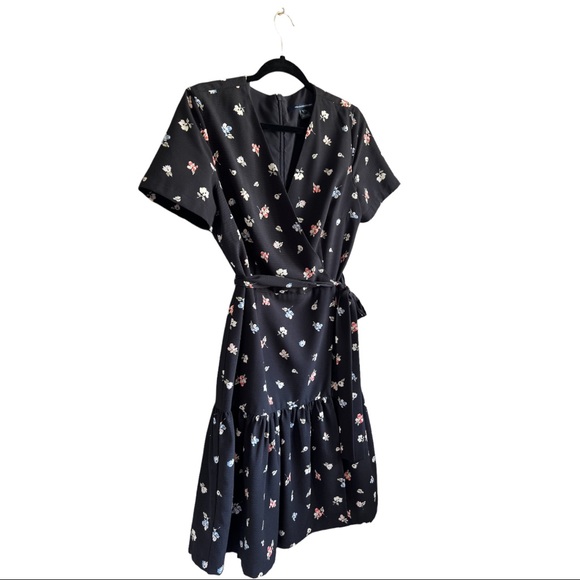 FRENCH CONNECTION FRIDA ARMOISE CREPE Faux WRAP DRESS 10 - Picture 3 of 11